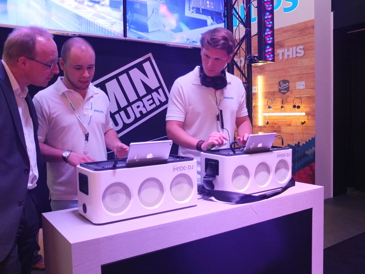 The M1X-DJ Sound System is endorsed by Dutch trance music maestro Armin van Buuren