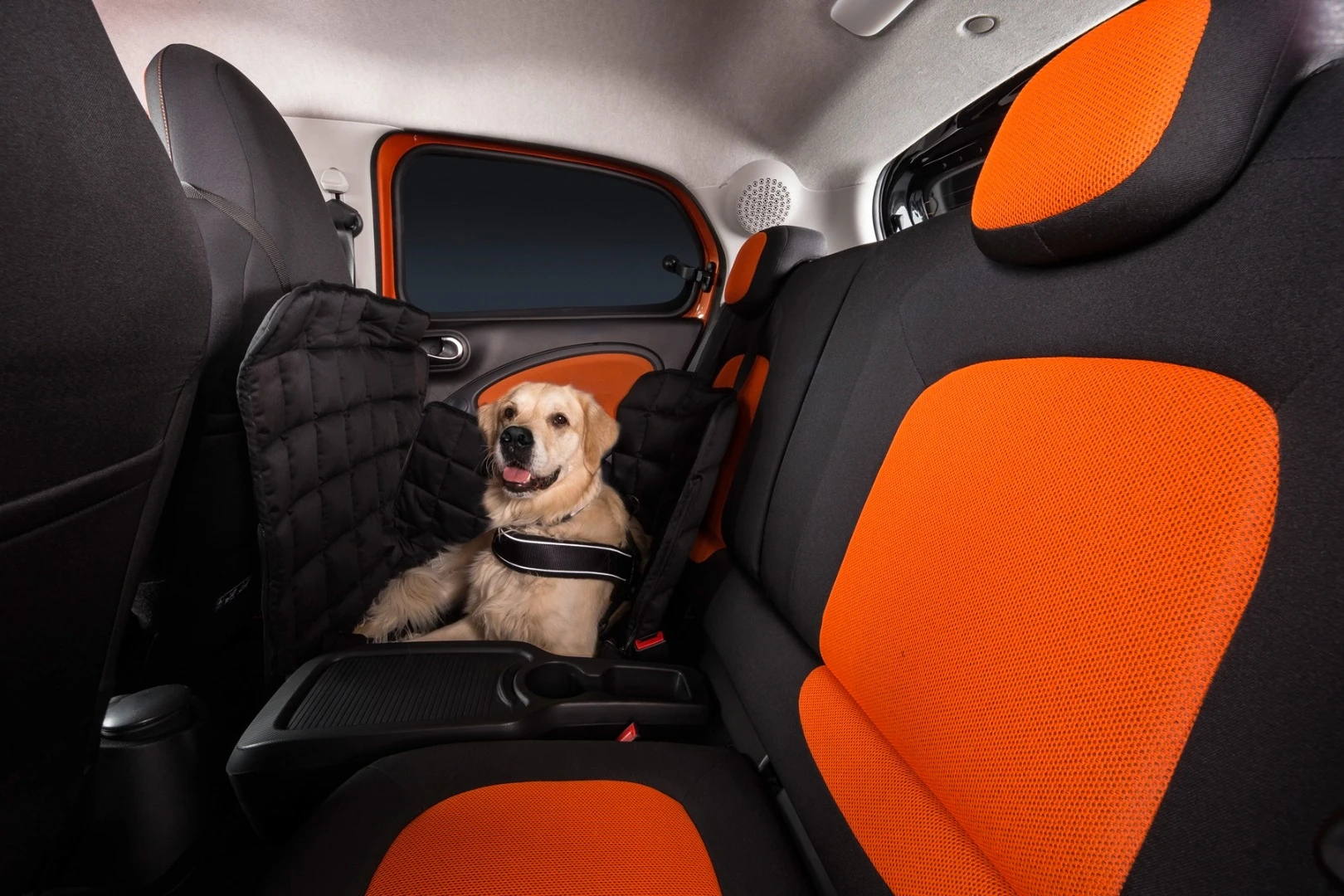 Smart has also announced the introduction of "readyspace seats" in the Forfour