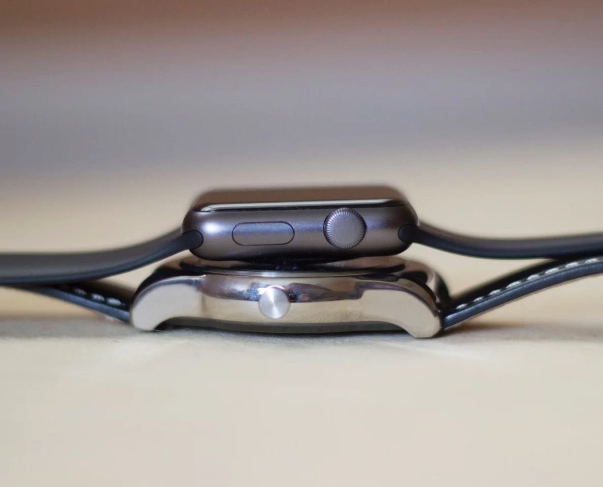 The Watch Urbane is 4 percent thicker than the 42 mm Apple Watch