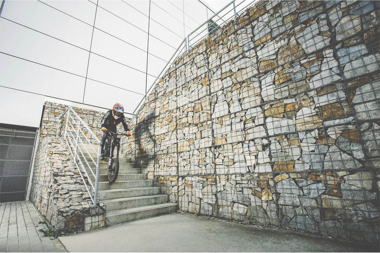 The Kuberg Freerider in action in an urban environment