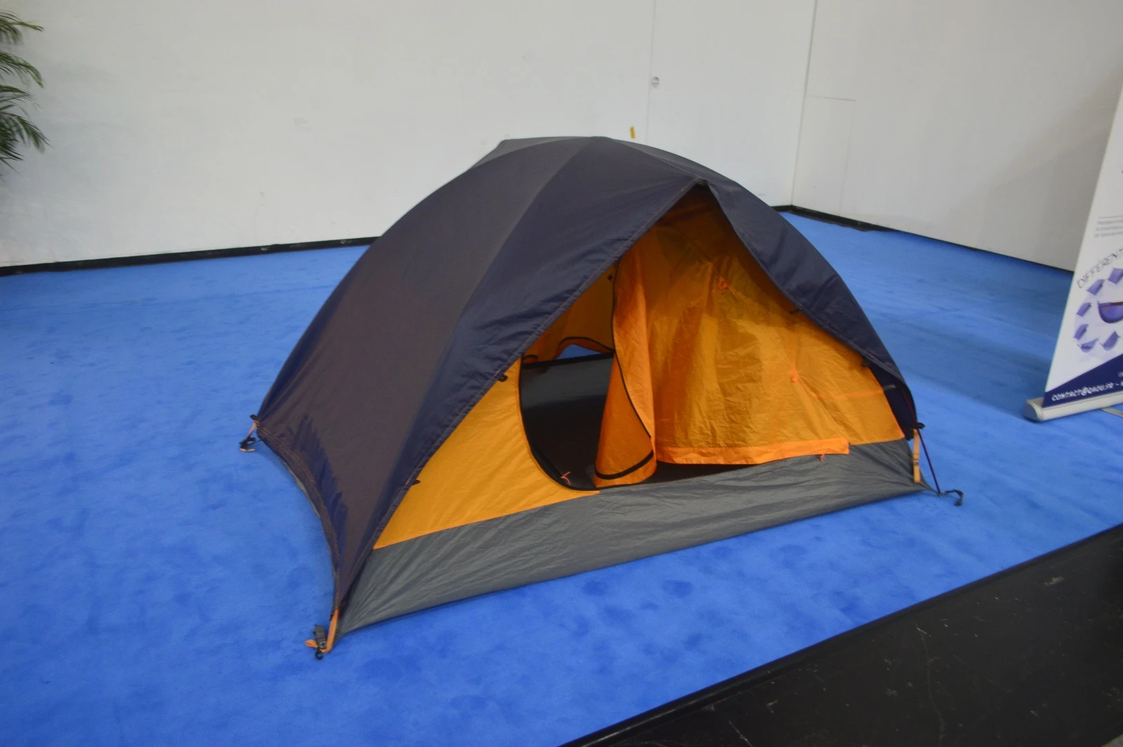 French startup Qaou had a tiny booth, but an open spot across the way provided some space to set up its modular hammock/tent shelter system. We'll have more details about this one in an upcoming article