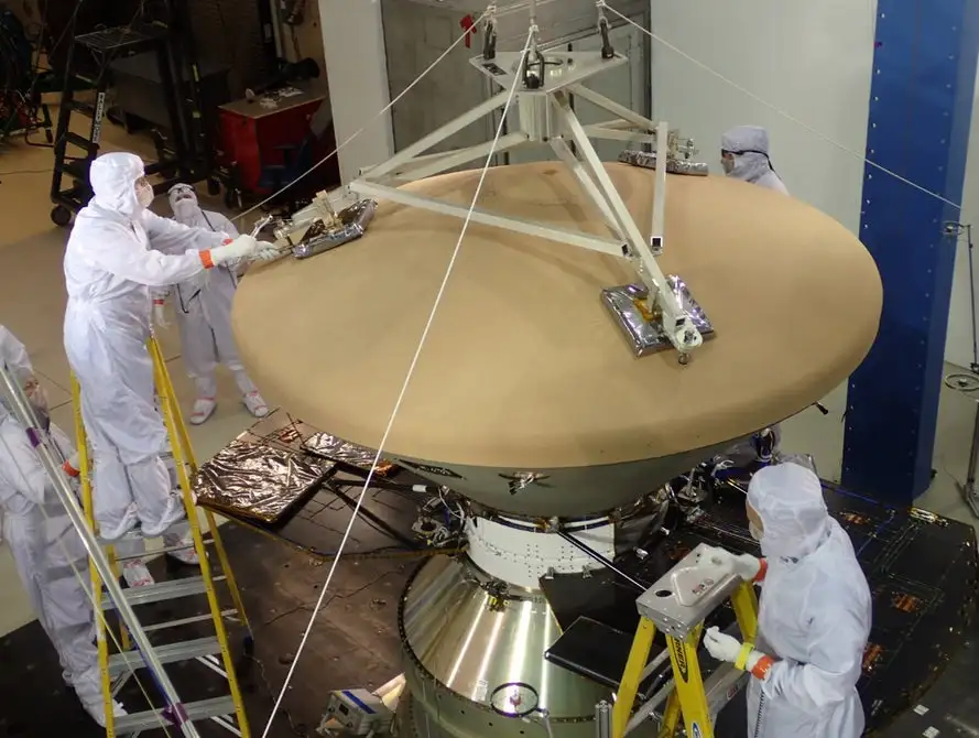 Component of NASA's Mars Insight lander undergoes vibration testing