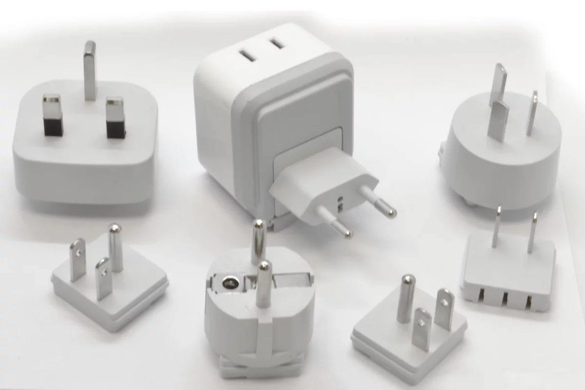 Nan-Fuze is compatible with a variety of electrical outlets, making it the ideal traveling companion
