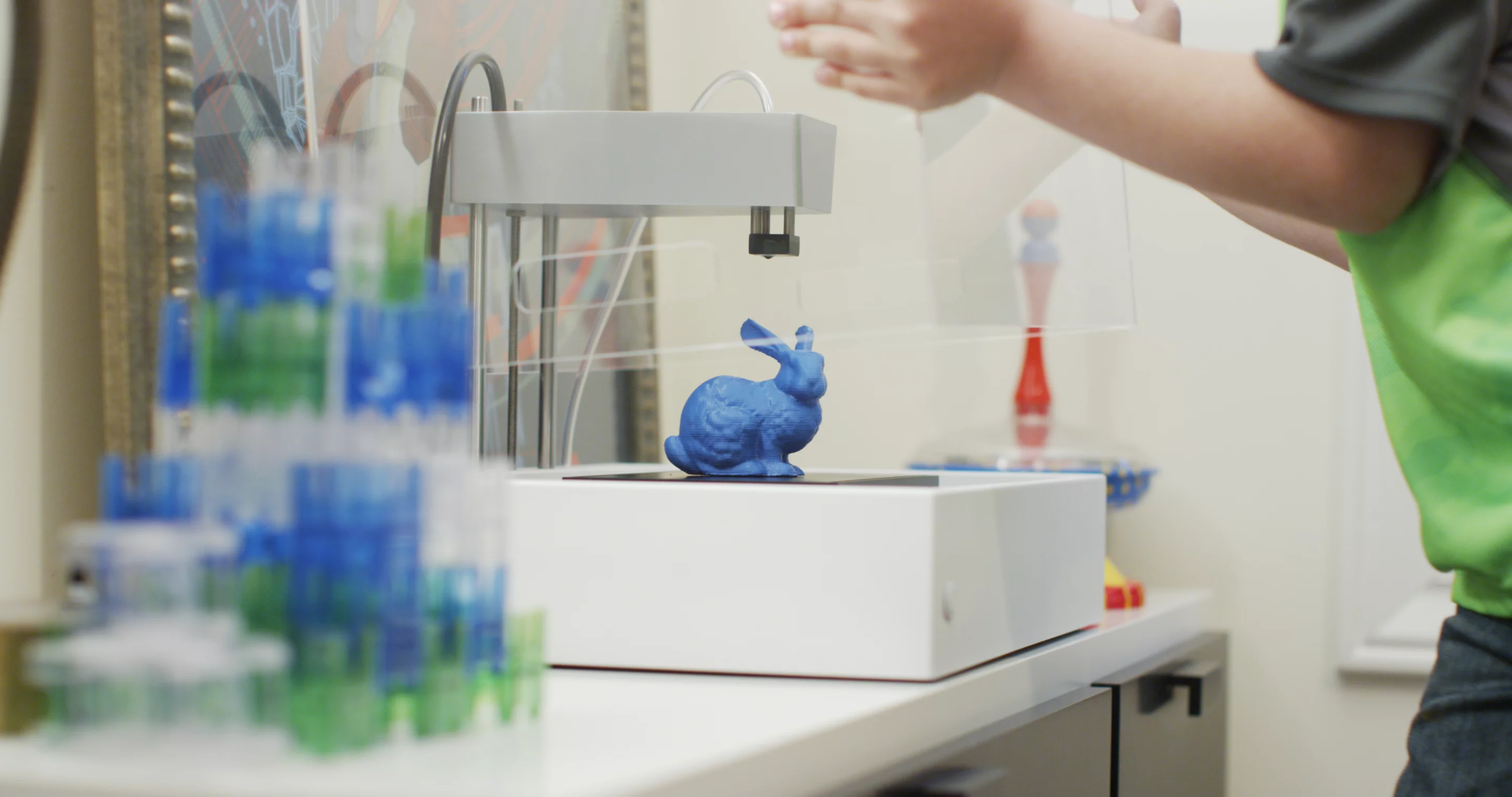 Objects are produced in eco-friendly PLA (Polylactic Acid) plastic at a print speed of 80 mm (3.15 in) per second