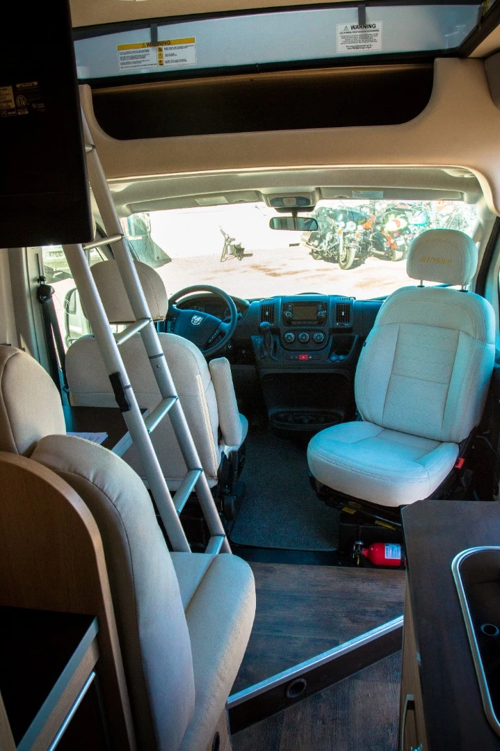 Hymer RAM Promaster 2500 - interior