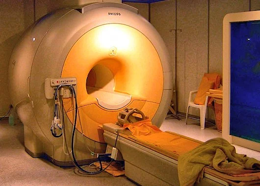 A three-Tesla conventional MRI scanner, the 3T Achieva by Philips (Photo: Kasuga Huang)