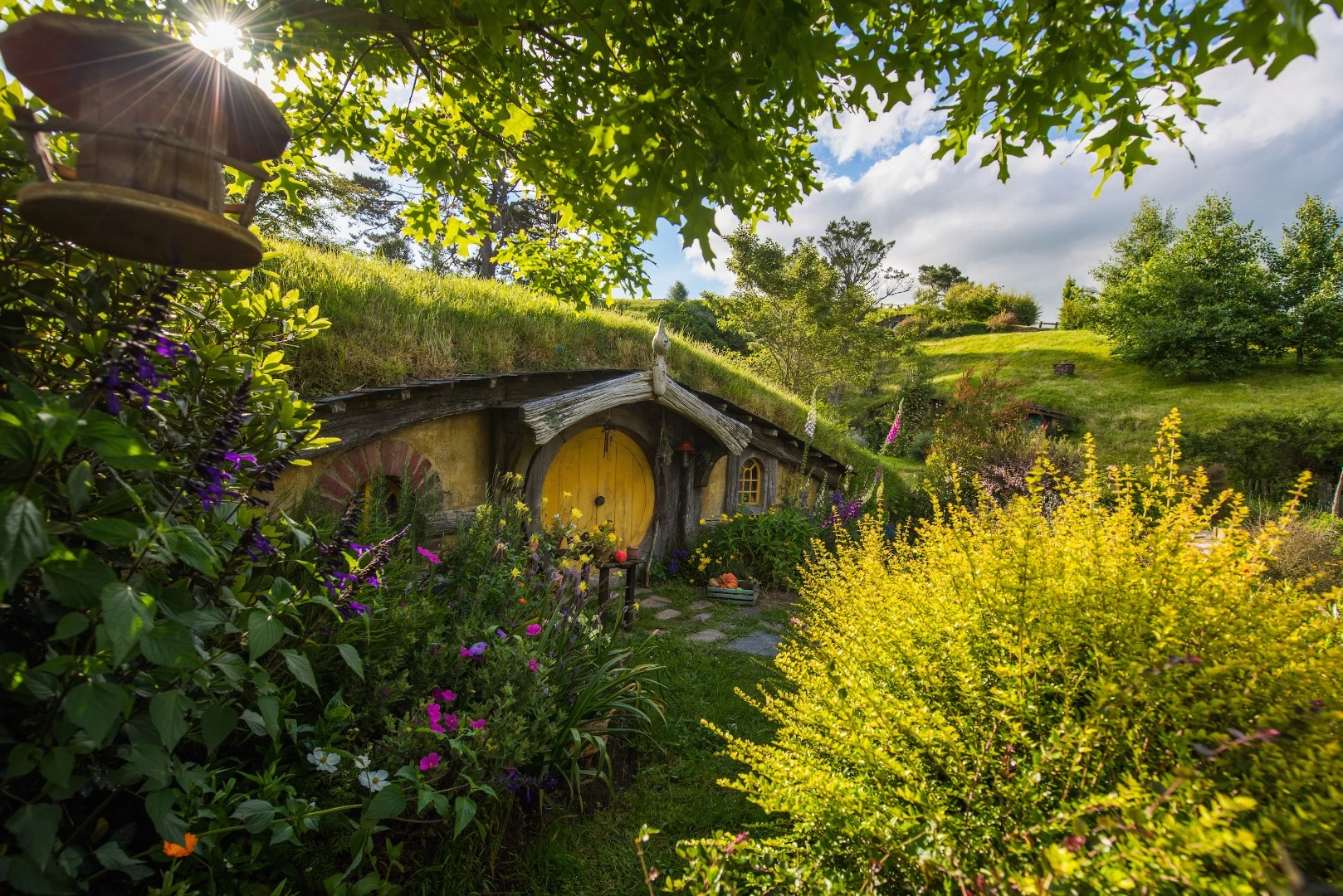 Thatch on the pub and mill roofs was cut from rushes around the Alexander farm
