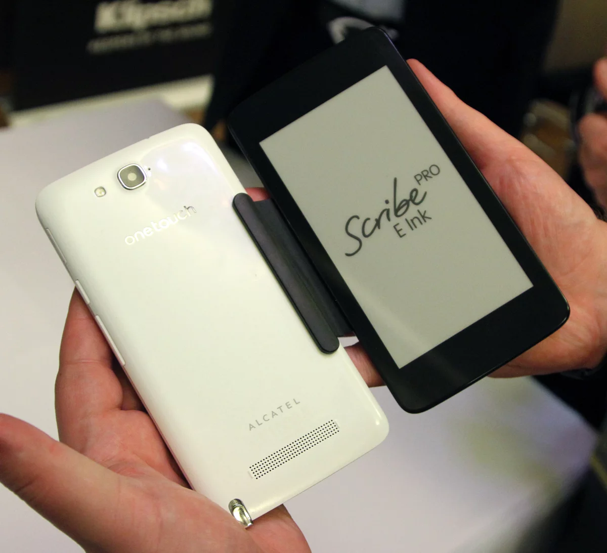 The Alcatel Hero with E Ink cover (Photo: Gizmag)