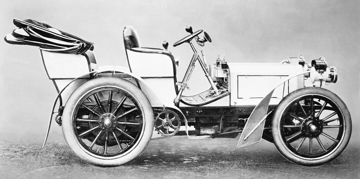 Jellinek's concept was to lower the centre-of-gravity of the cars at the same time as lengthening the wheelbase and widening the car, all resulting in much better roadholding. The design is quite distinct from the stagecoach layouts inherited from the horse-drawn era which dominated automobile design prior to then. Most agree that this vehicle was the first modern car. I believe it should also be regarded as the world's first sports car. It was conceived with motorsport in mind, won countless races, and the entire species immediately evolved in that direction.