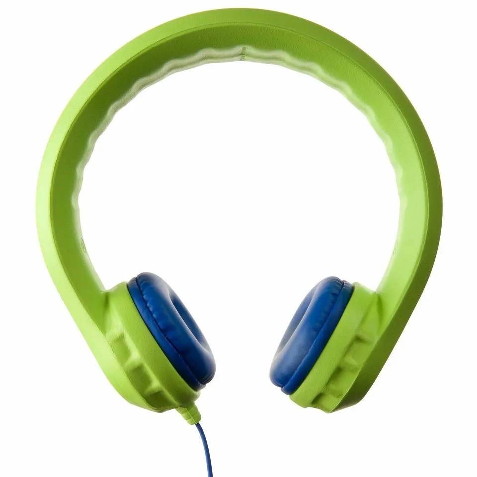 The HeadFoams Pro headphones feature an in-cord microphone and controls (Photo: Thomas Libis)