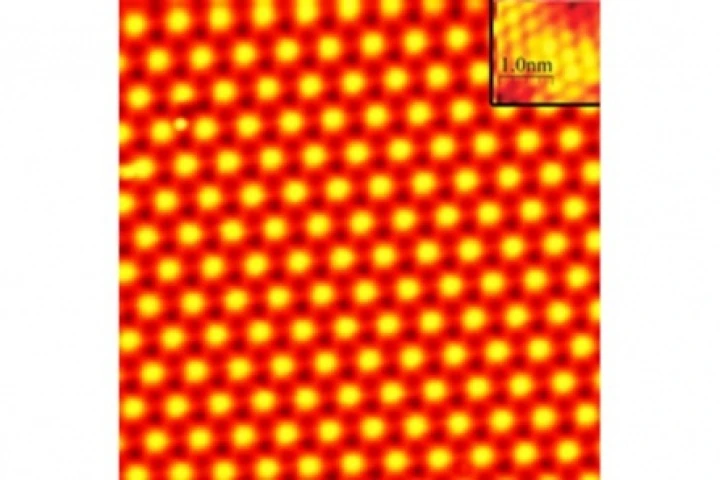Atomic structure of the 2-atom thick lead superconductor, as seen through a scanning microscope