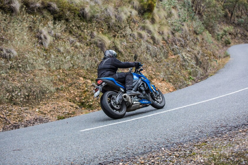 Suzuki GSX-S1000: our test bike was fitted with Dunlop Q3 tyres