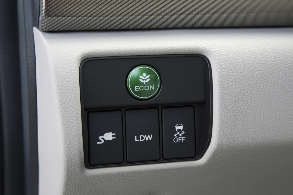 The 2014 Honda Accord PHEV