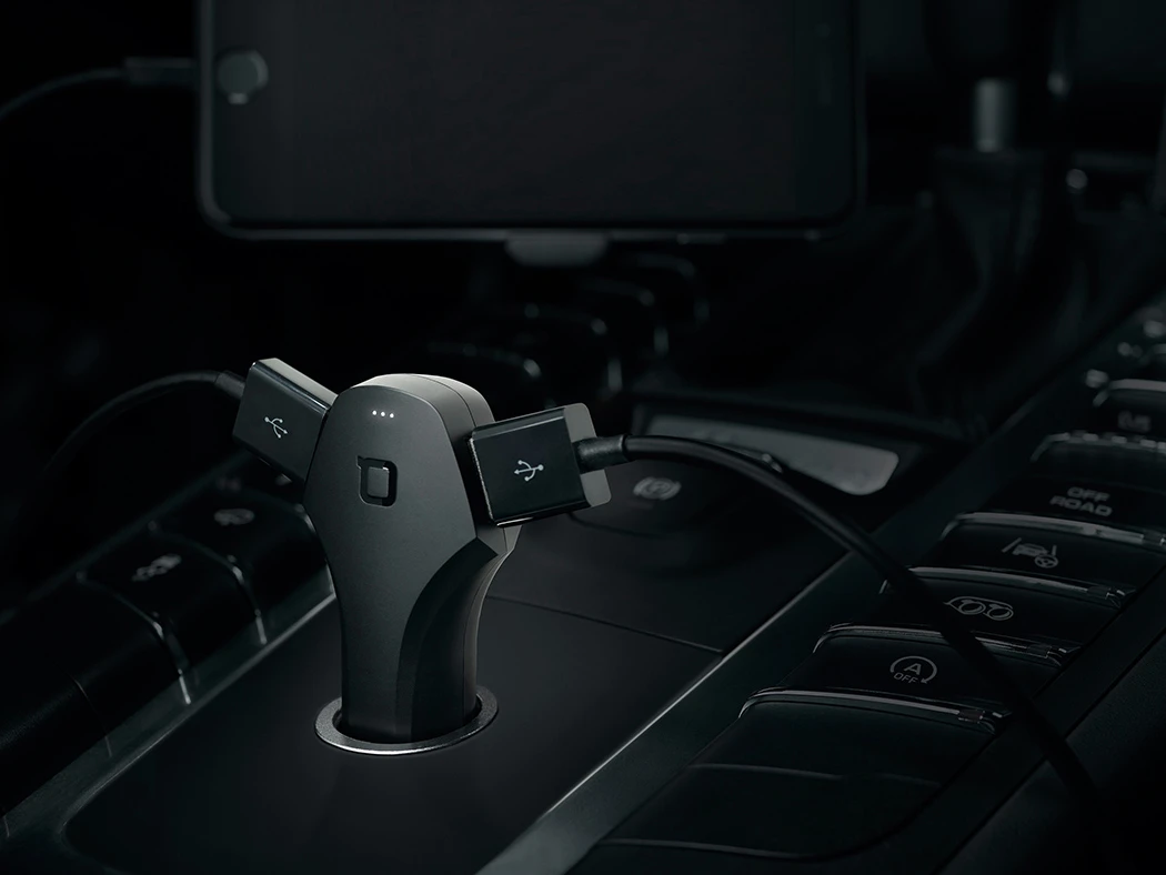 Zus smart car charger