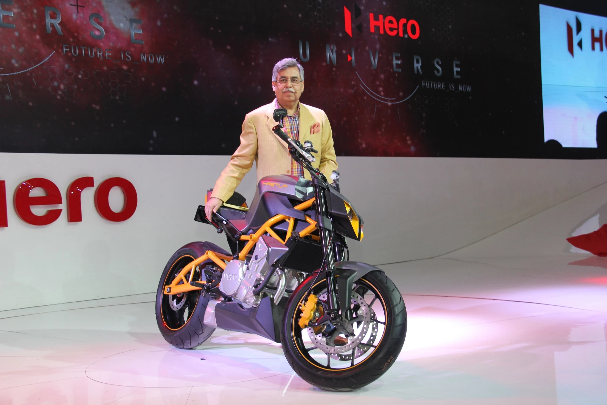 Hero MotoCorp CEO Pawan Munjal and the 620cc Hastur - a streetfighter with an over-square liquid-cooled, fuel-injected 80 PS parallel-twin.