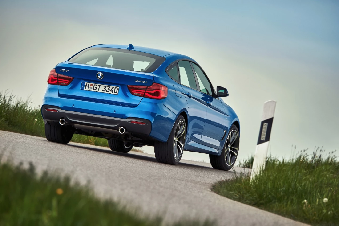 The rear diffuser is new to the LCI 3 Series GT