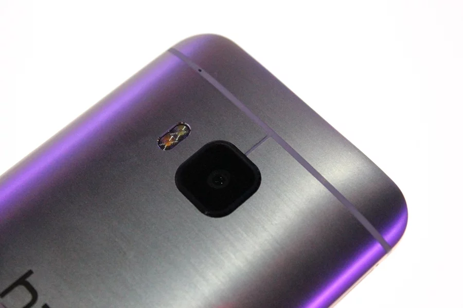The HTC One M9 features a 20 MP camera to the rear (Photo: Stu Robarts/Gizmag)