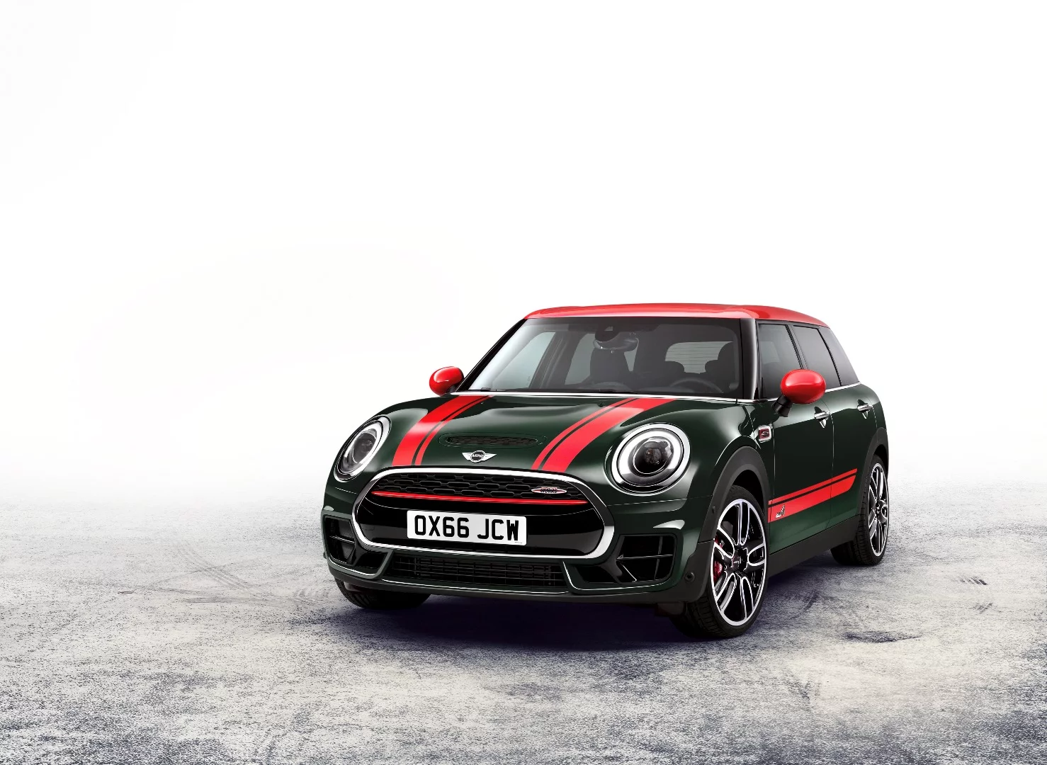 This JCW Clubman sports 231 horsepower (170 kW) from the engine, besting the Clubman S by 39 horses