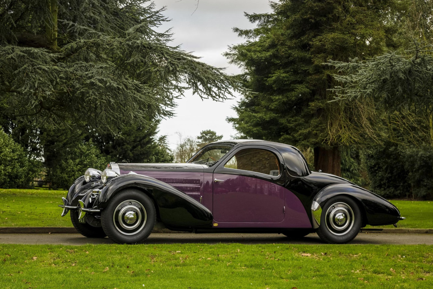 1938 Bugatti Type 57 Atalante Coupé