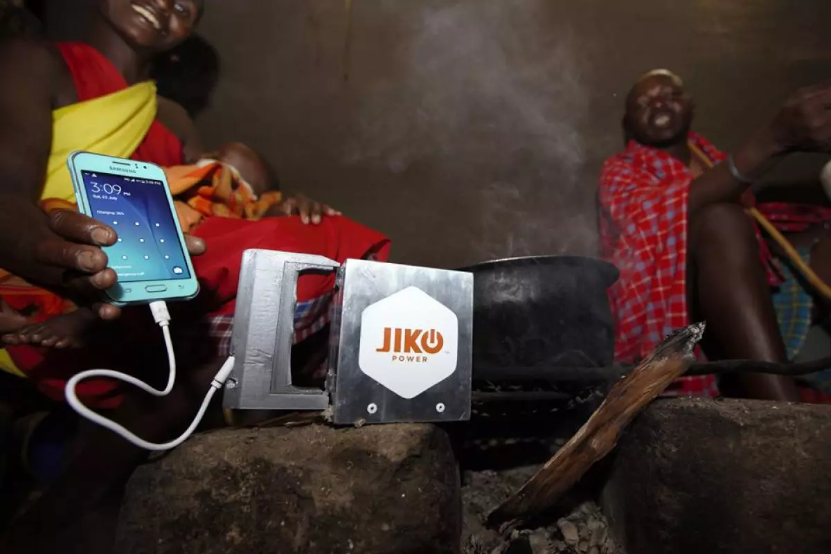 A JikoPower Spark prototype in use