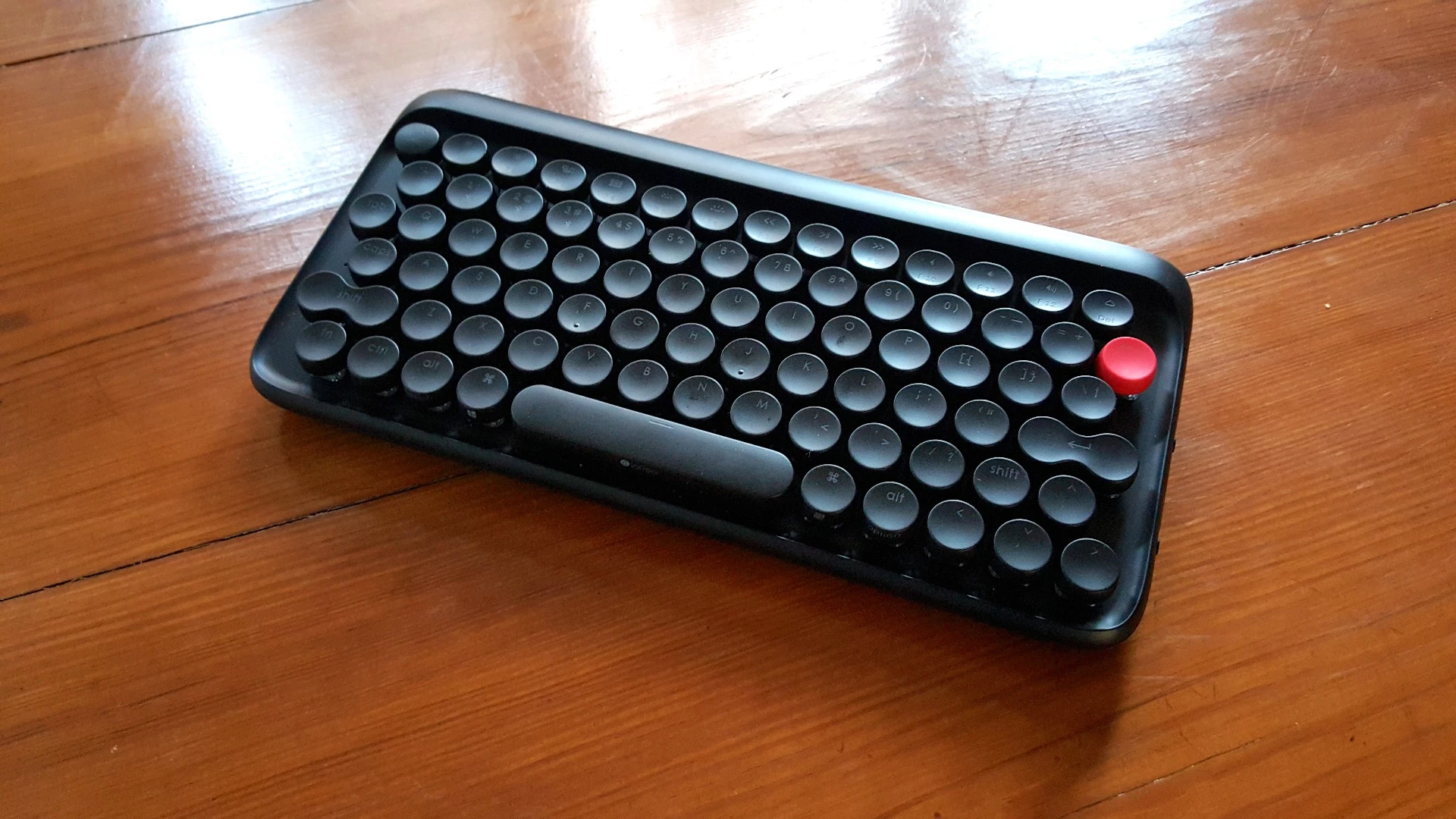 The Lofree keyboard needs to have its backlight on in order to see the letters on the keys