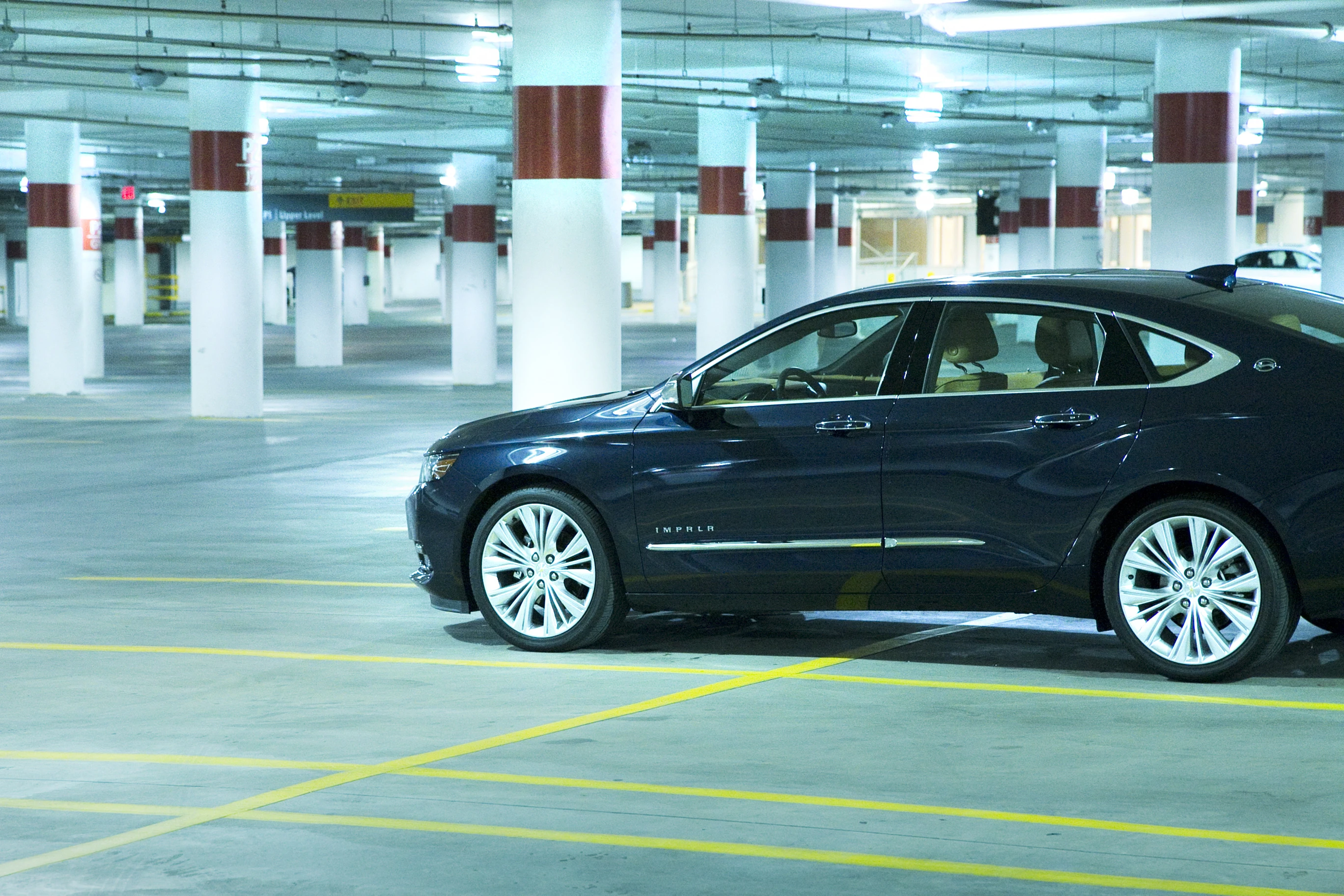 While back-to-front weight bias for the Impala isn’t ideal, the 305 hp V6 with Direct Injection and Variable Valve Timing does an admirable job at getting the flagship sedan about (Photo: Angus MacKenzie/Gizmag)
