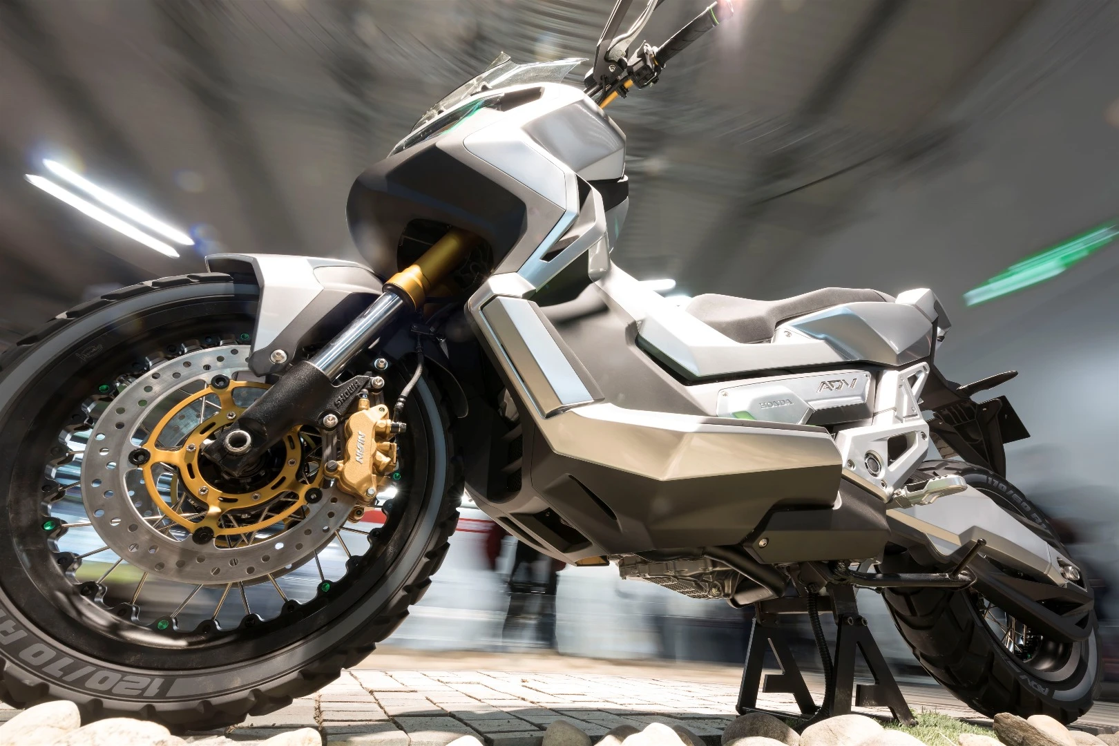 The inverted forks and two-disc setup is expected to make it to the final production model