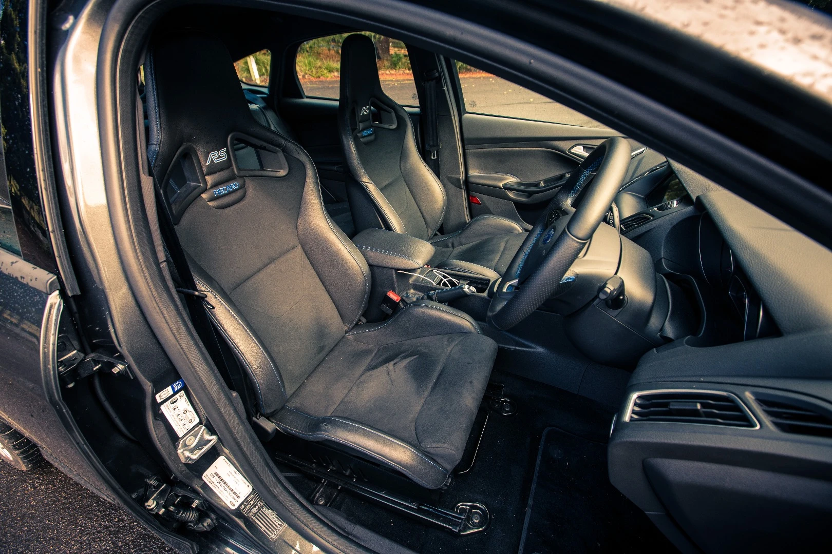 The Focus RS gets a set of Recaro buckets to match its more powerful engine and crazy powertrain