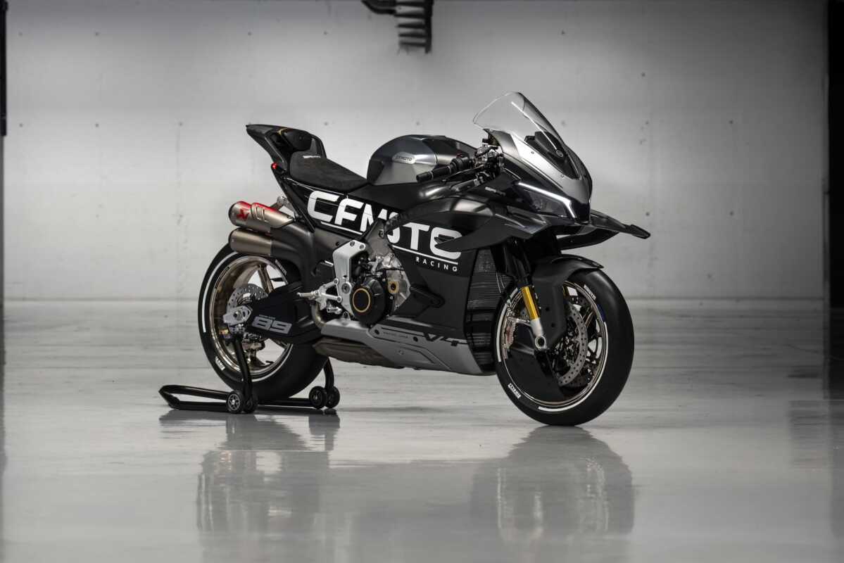 CFMoto's 210 hp, sub-440-lb, liter-class superbike can’t come soon enough