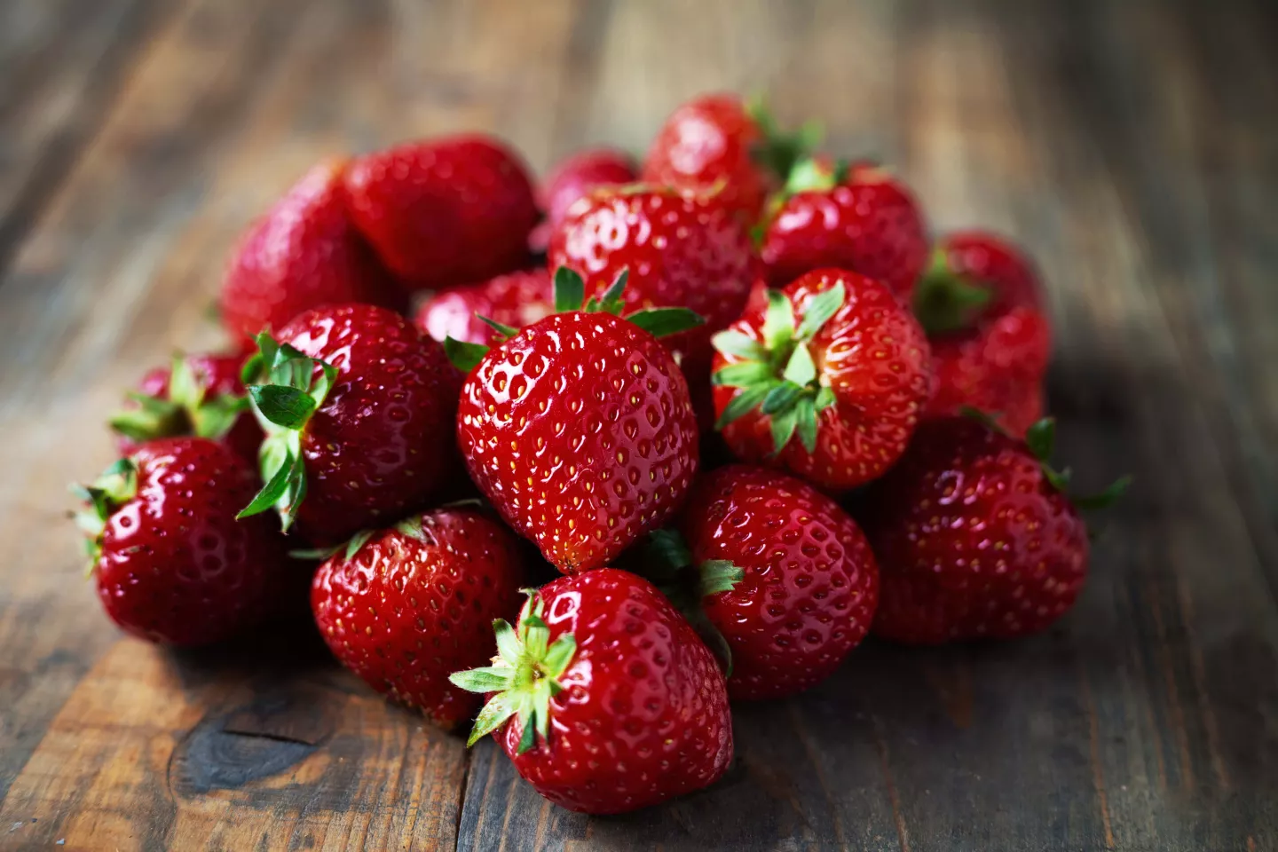 Researchers demonstrate how strawberries could help the gut fight allergies naturally