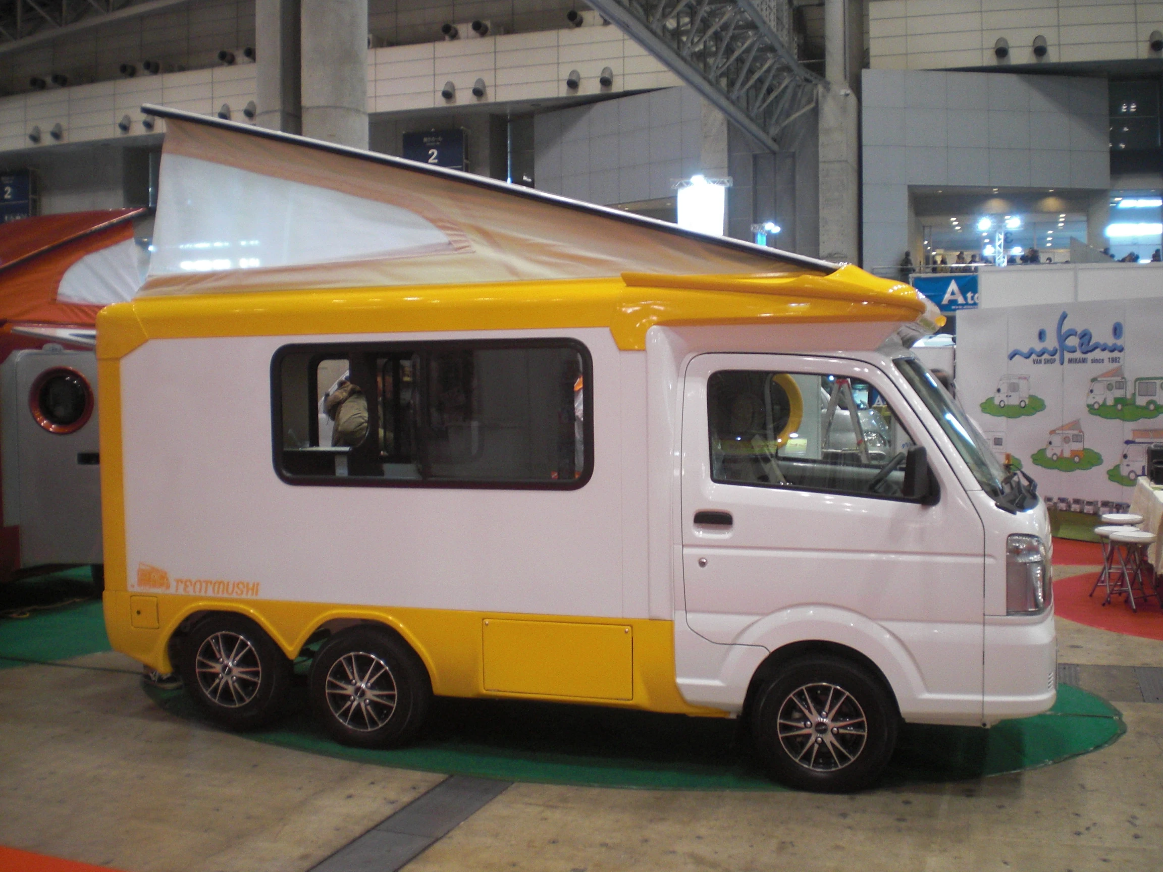 By adding a rear axle, the TENTMUSHI 6Wheel achieves a 4 meter overall length (Photo: Stephen Clemenger/Gizmag.com)