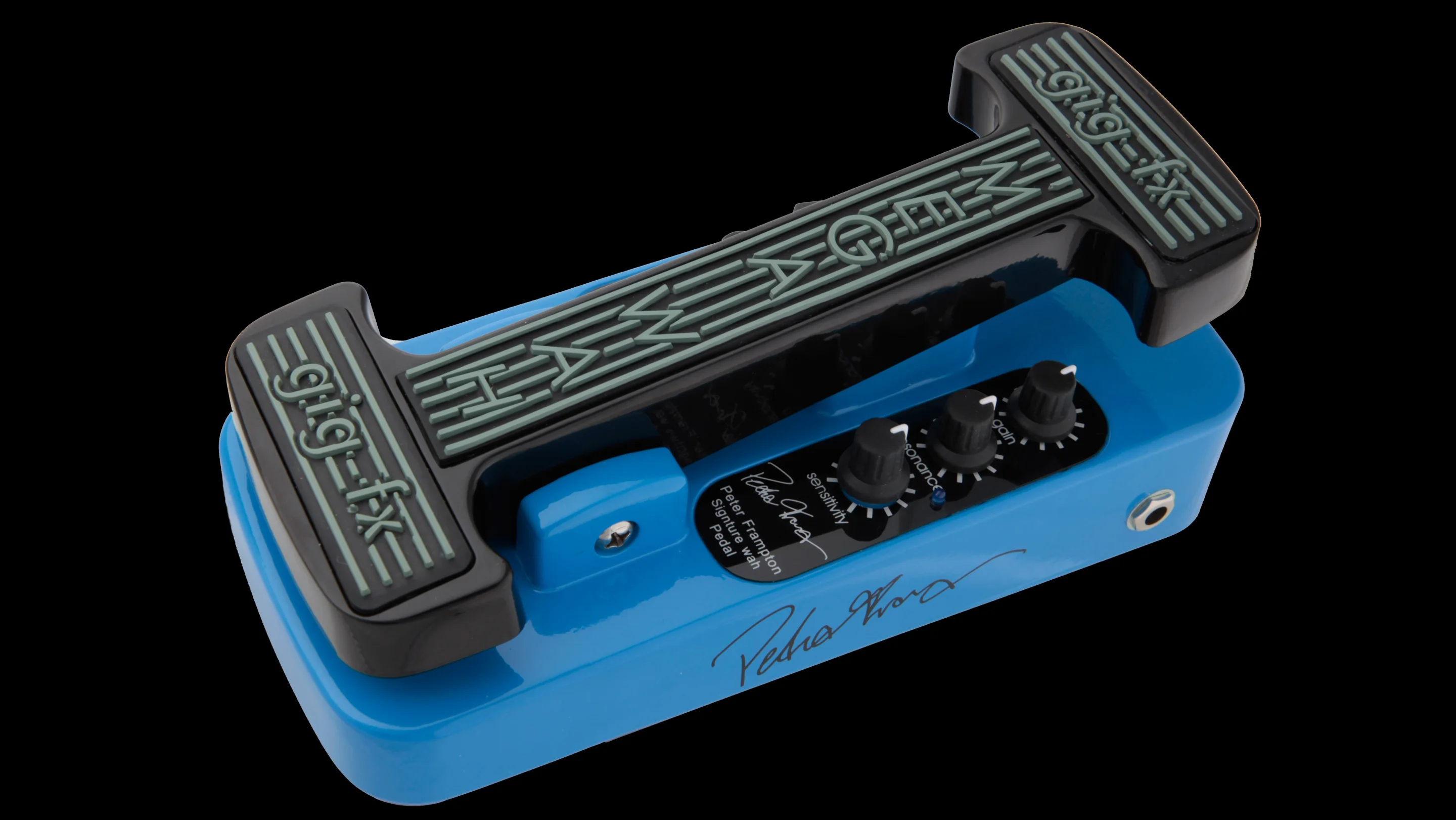 Gig-fx has released a new Megawah model to specs supplied by noted guitarist and songwriter Peter Frampton