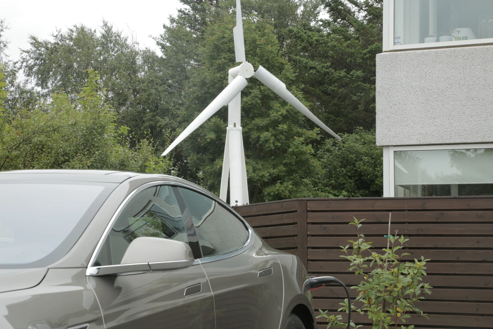 The Trinity 2500 is the biggest of the line and according to its creators can power a home and charge an electric car