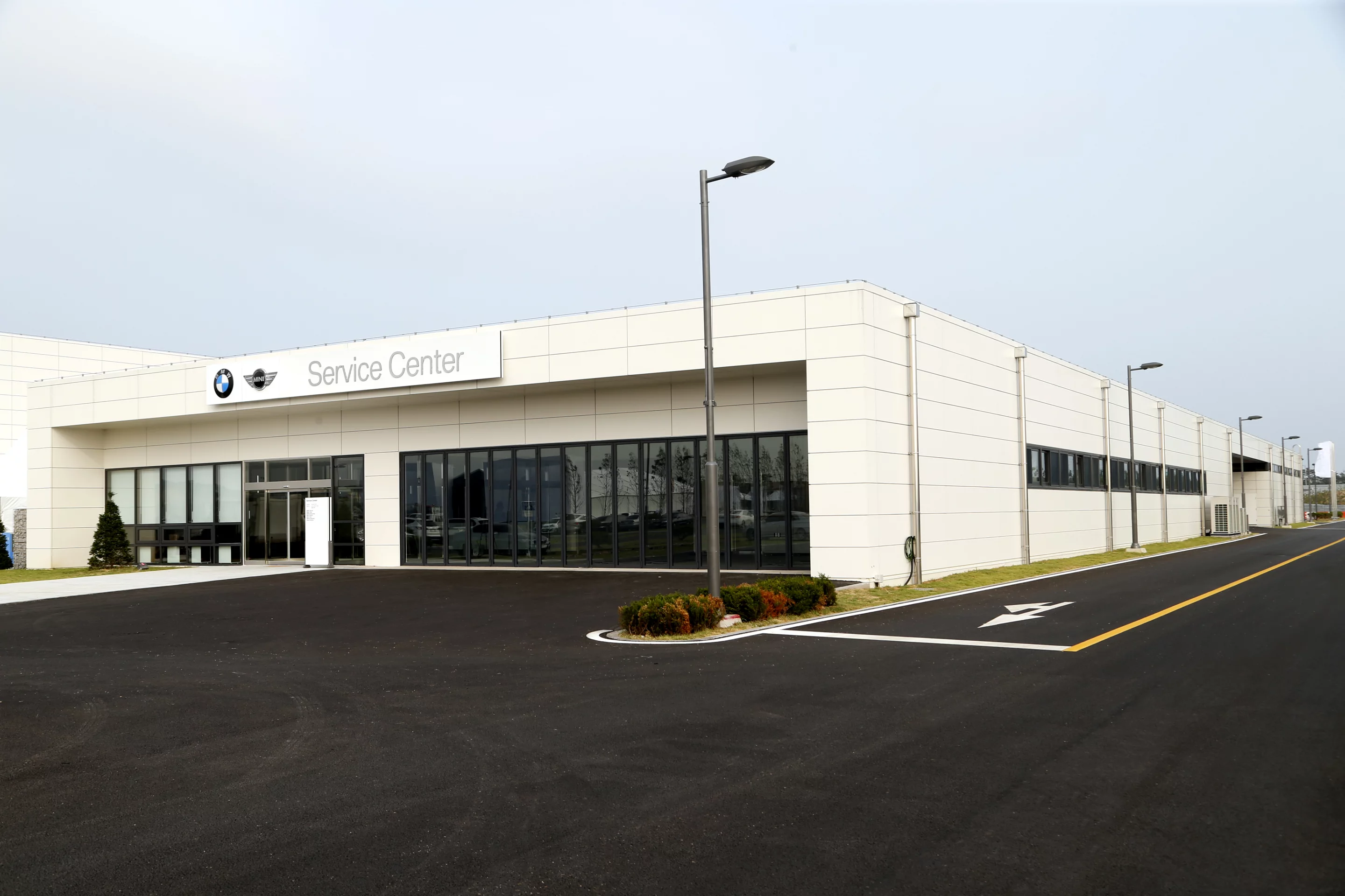 BMW Korea Driving Center service center