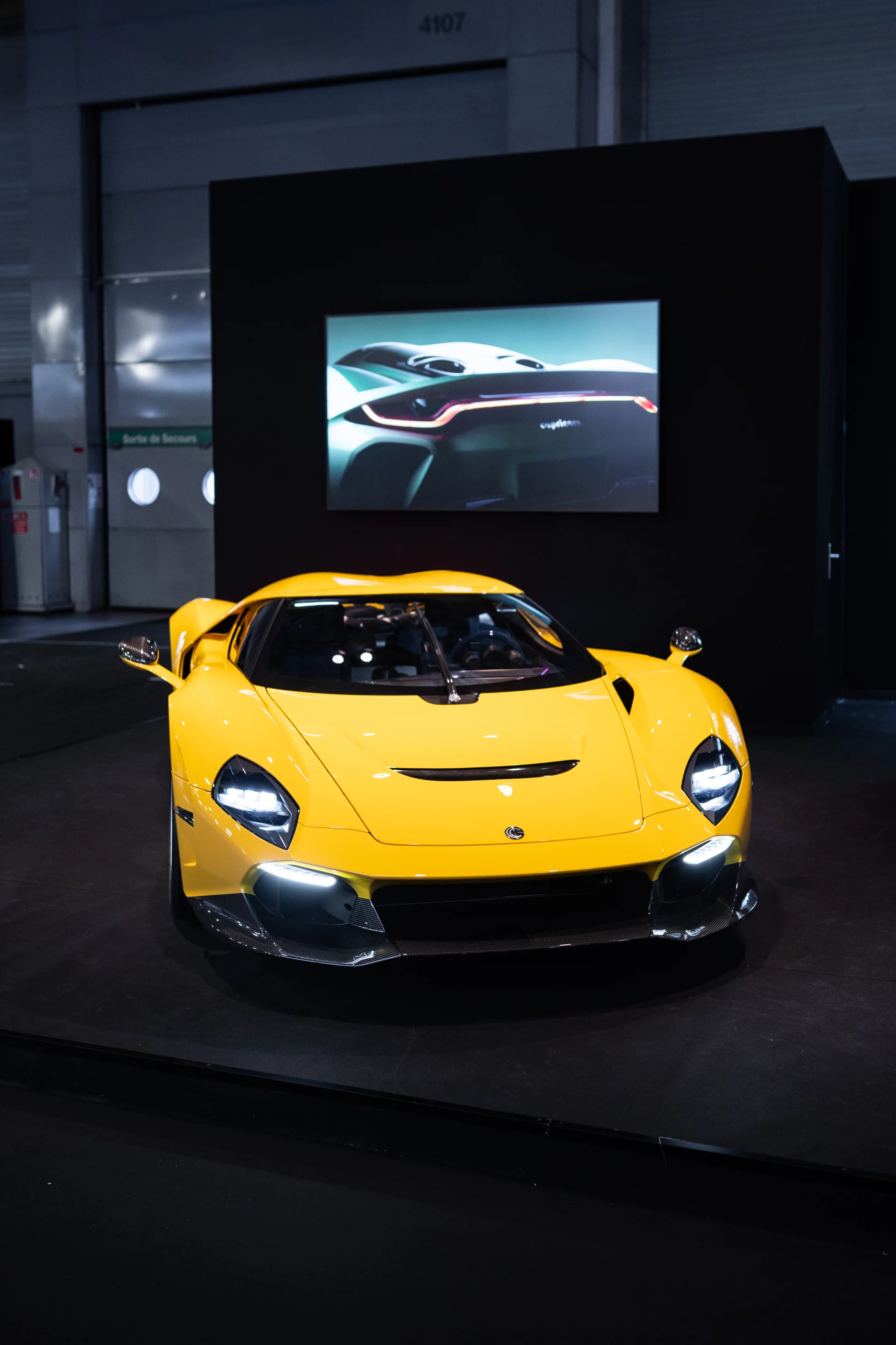 Both the body and chassis of the Capricorn 01 Zagato are carbon fiber