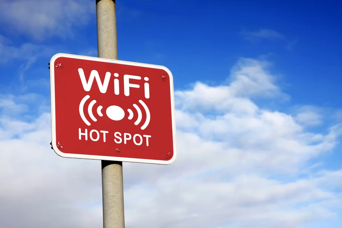 The Wi-Fi virus could reportedly spread as quickly as an airborne biological virus (Image: Shutterstock)