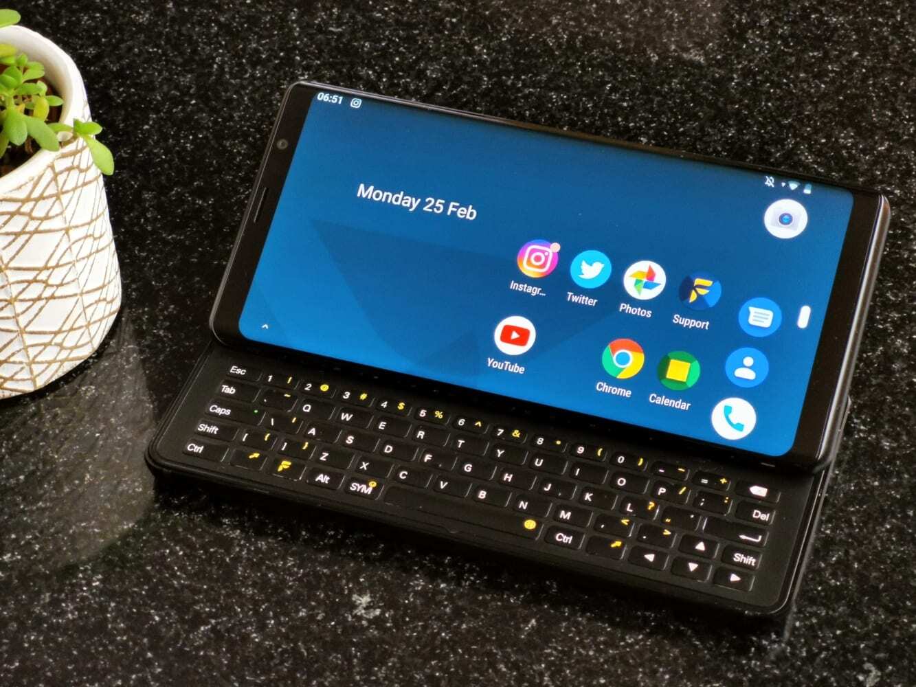 android tablet with sliding keyboard