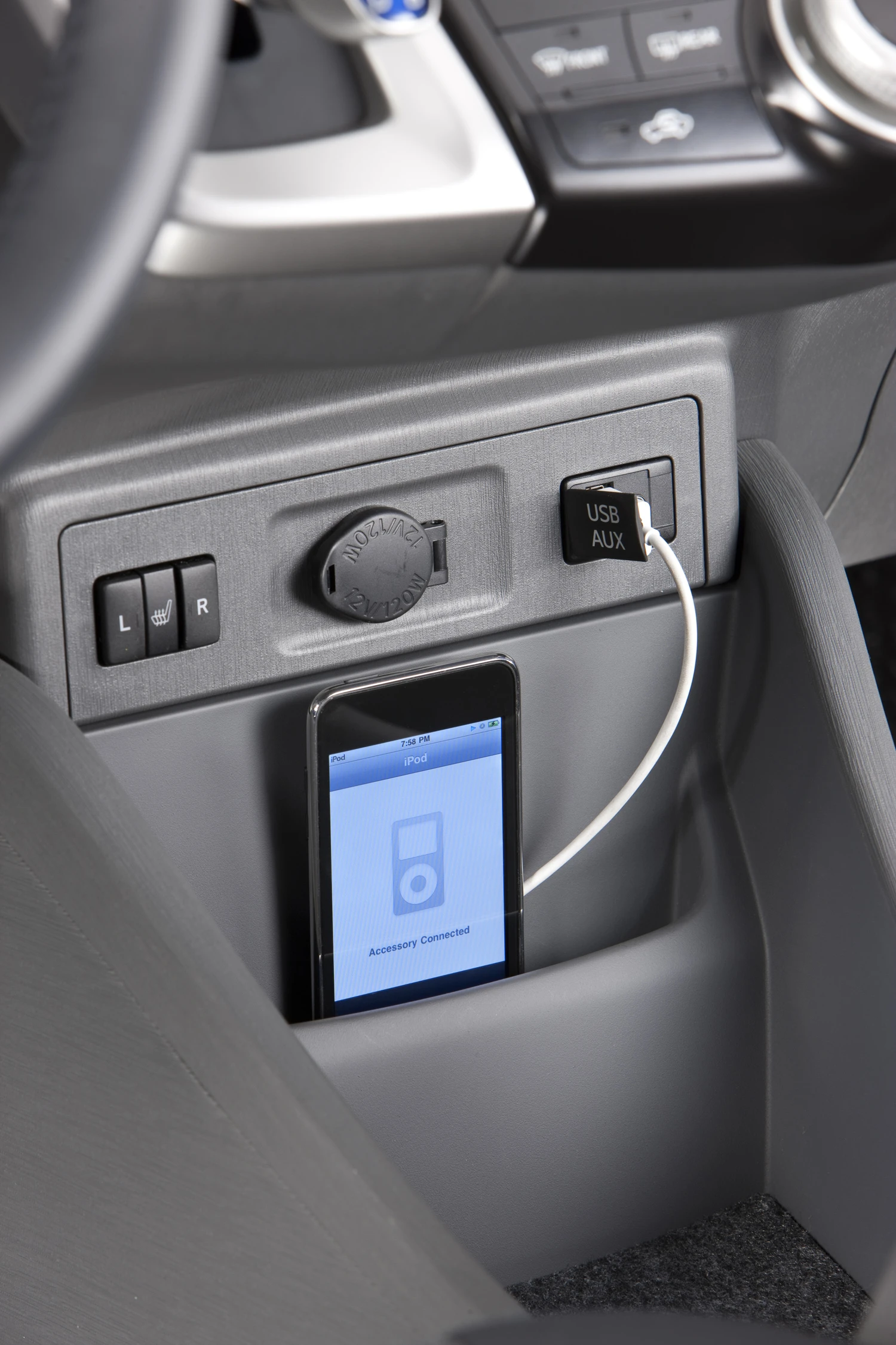 Prius v