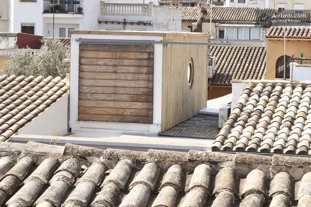 A unique Bed and Breakfast in Spain offers guests the opportunity to stay in a modern apartment that has been built from a series of shipping container modules