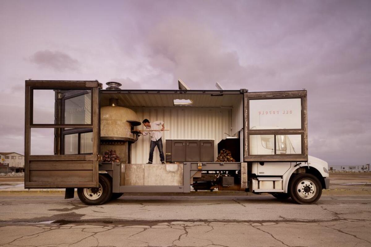 Del Popolo’s is a traveling pizza truck located in San Francisco, that features an impressive wood-fired pizza oven