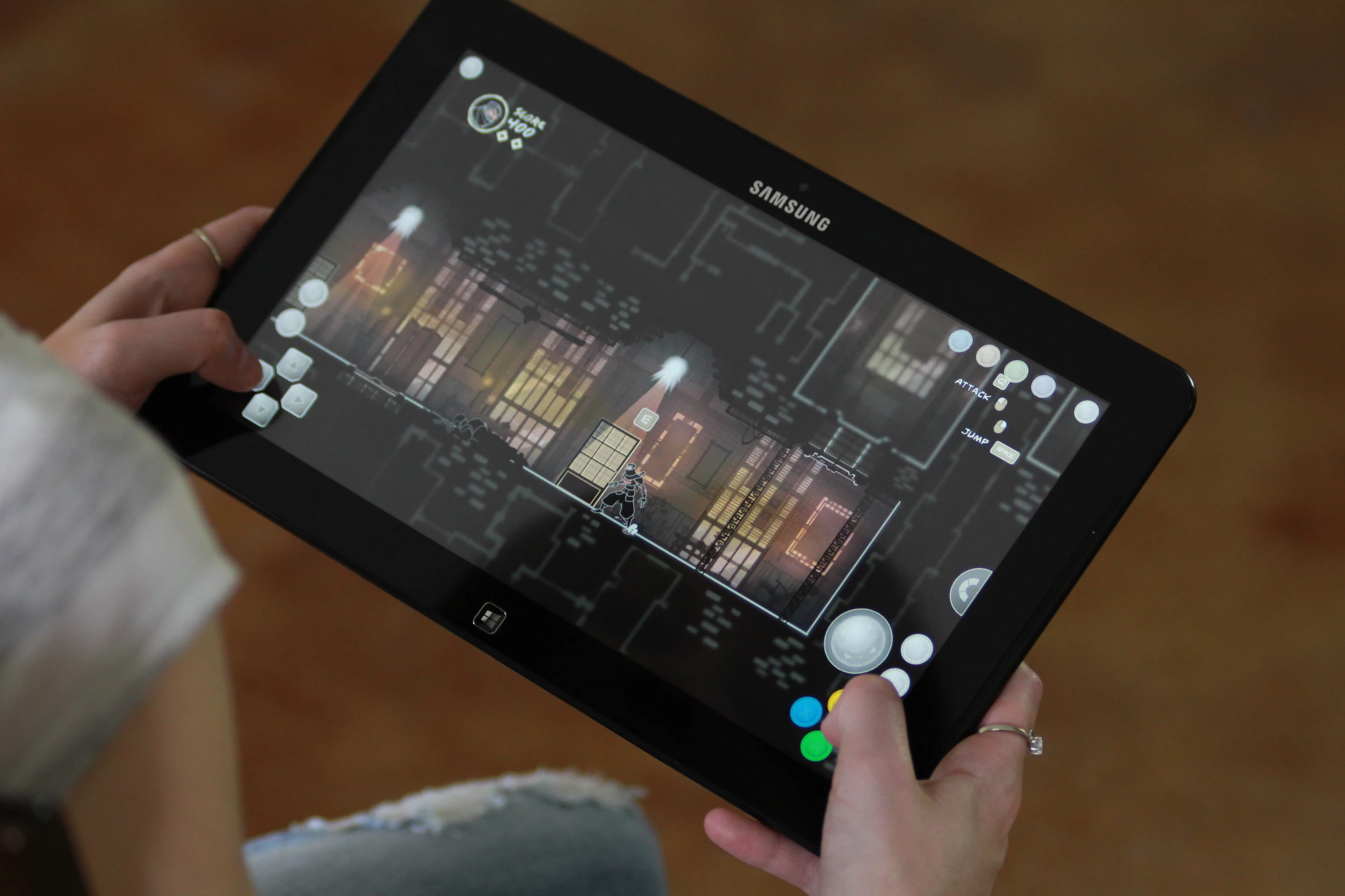The GestureWorks Gameplay program allows any video game running on a Windows 8 device to be played with an on-screen touch controller