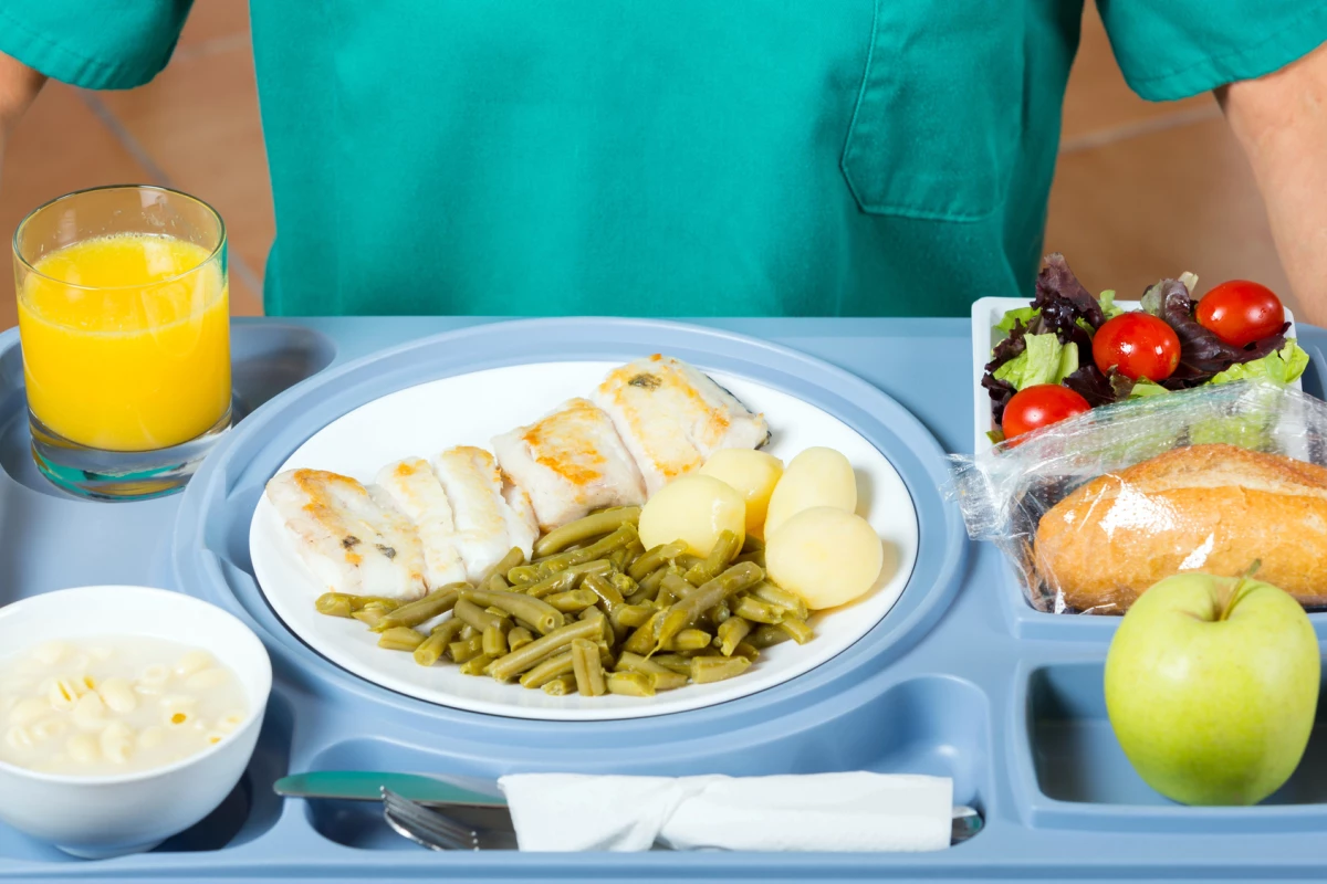 Hospital food has earned its bad reputation, according to a new study