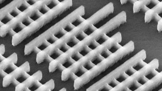 Intel's Tri-Gate 3-D transistor