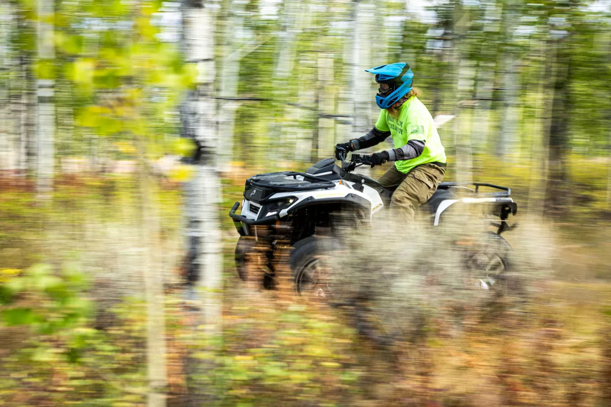Although the photo looks dynamic, the only sound was the wind in the aspens and the crunch of the tires on dirt