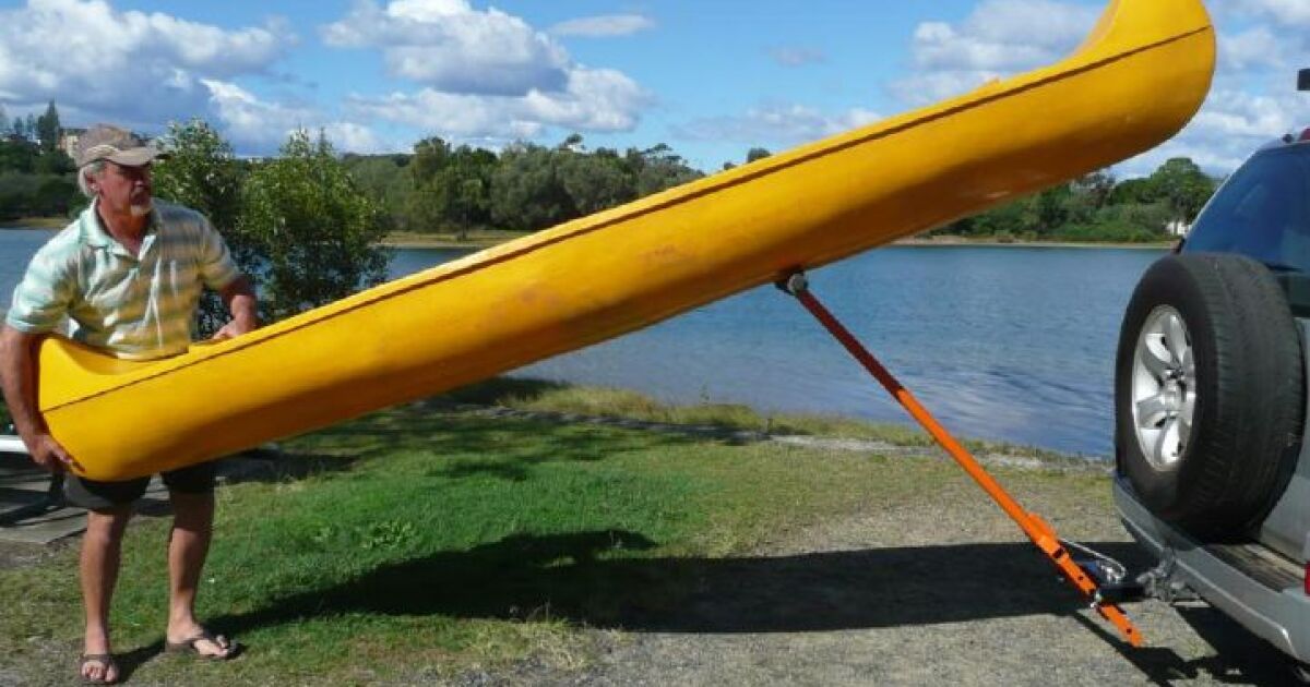 StrongArm helps load boats onto cars