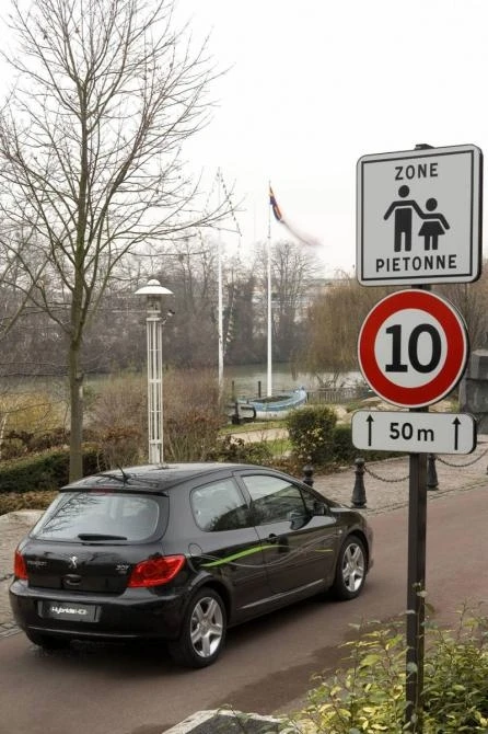 Peugeot 307 C4 Hybride HDi