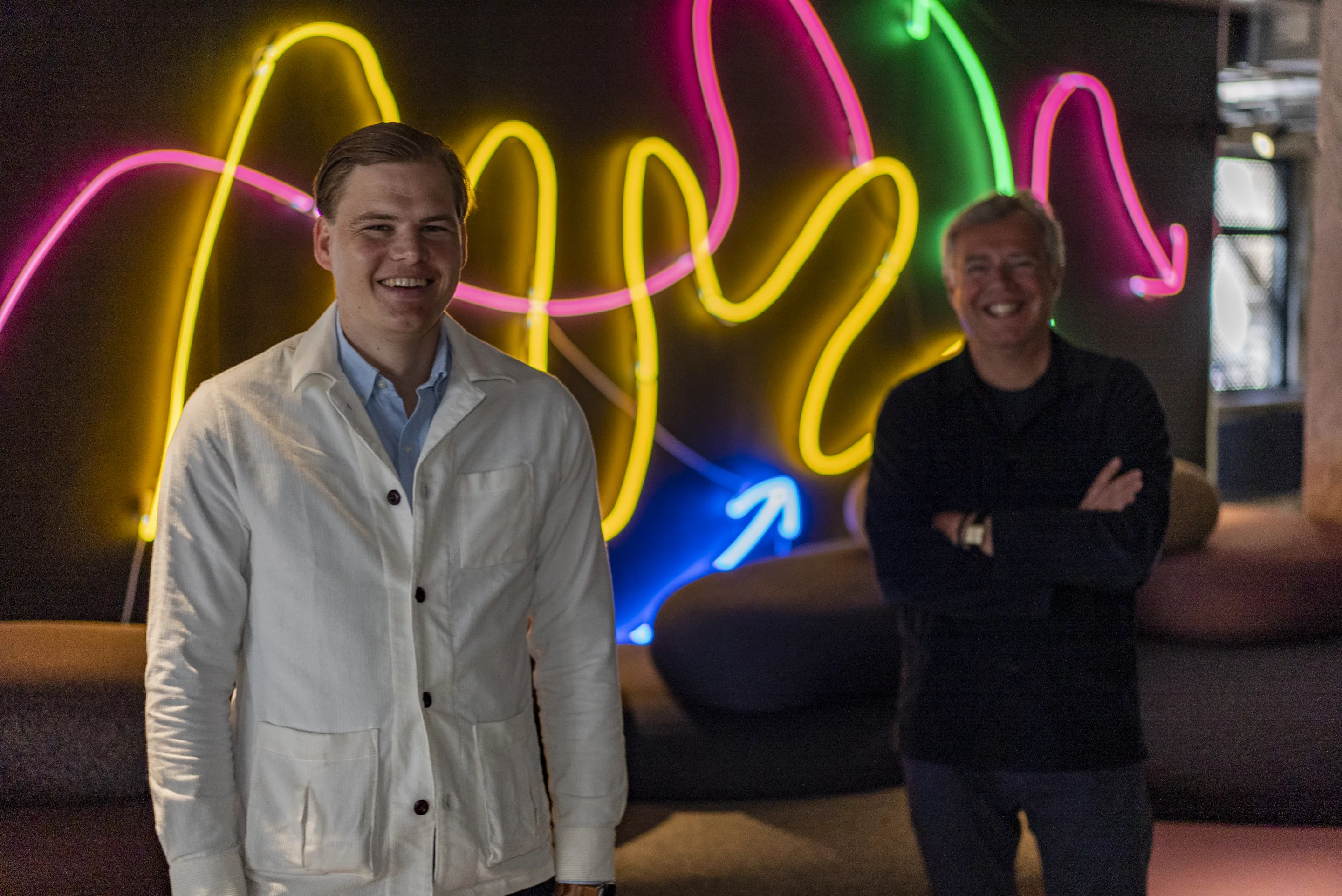 CEO Alain Visser hands over the keys to one of the first 01 SUVs at the Lynk & Co Club