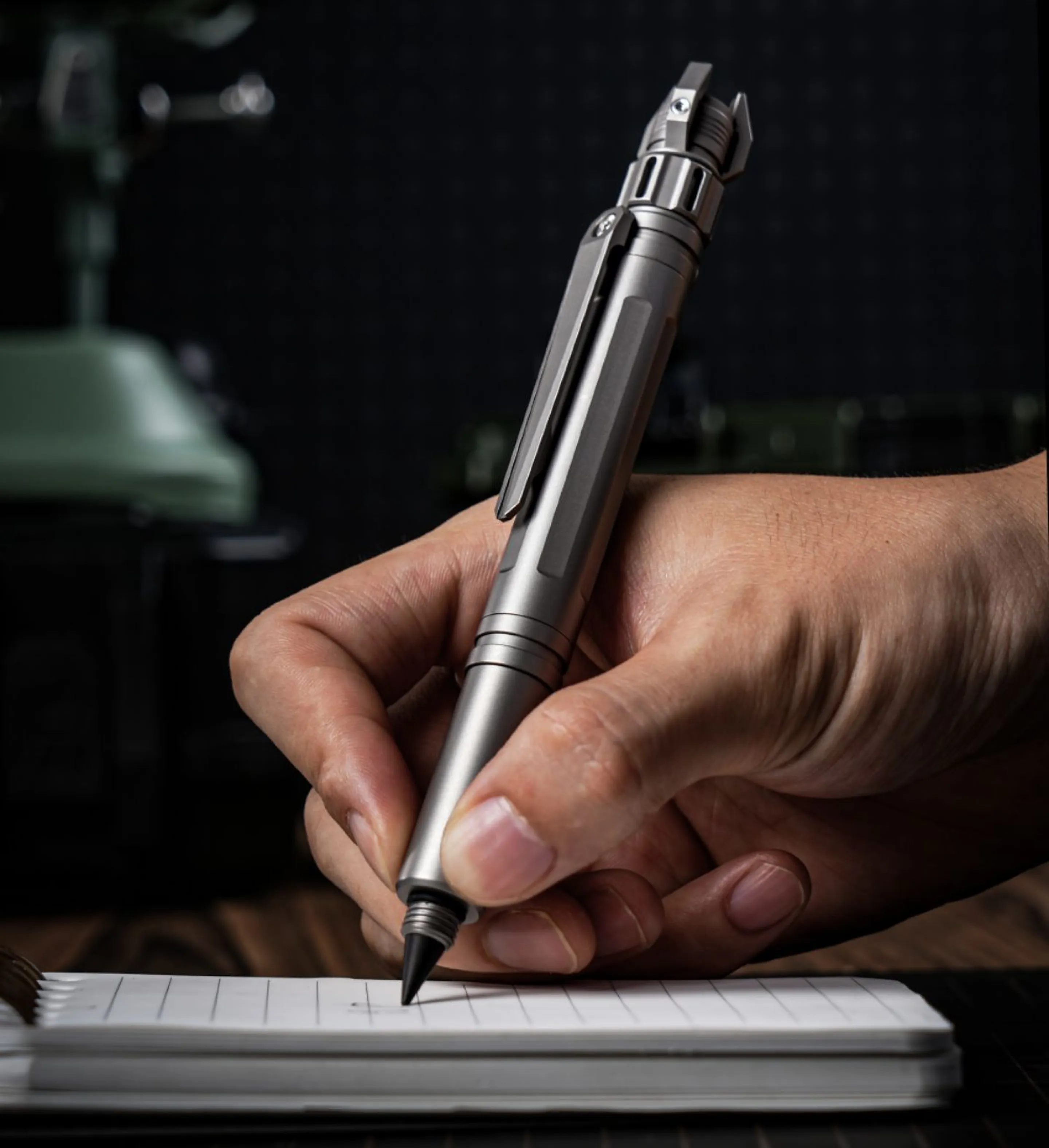 Discreet tactical pen packs 5 emergency tools for the outdoors