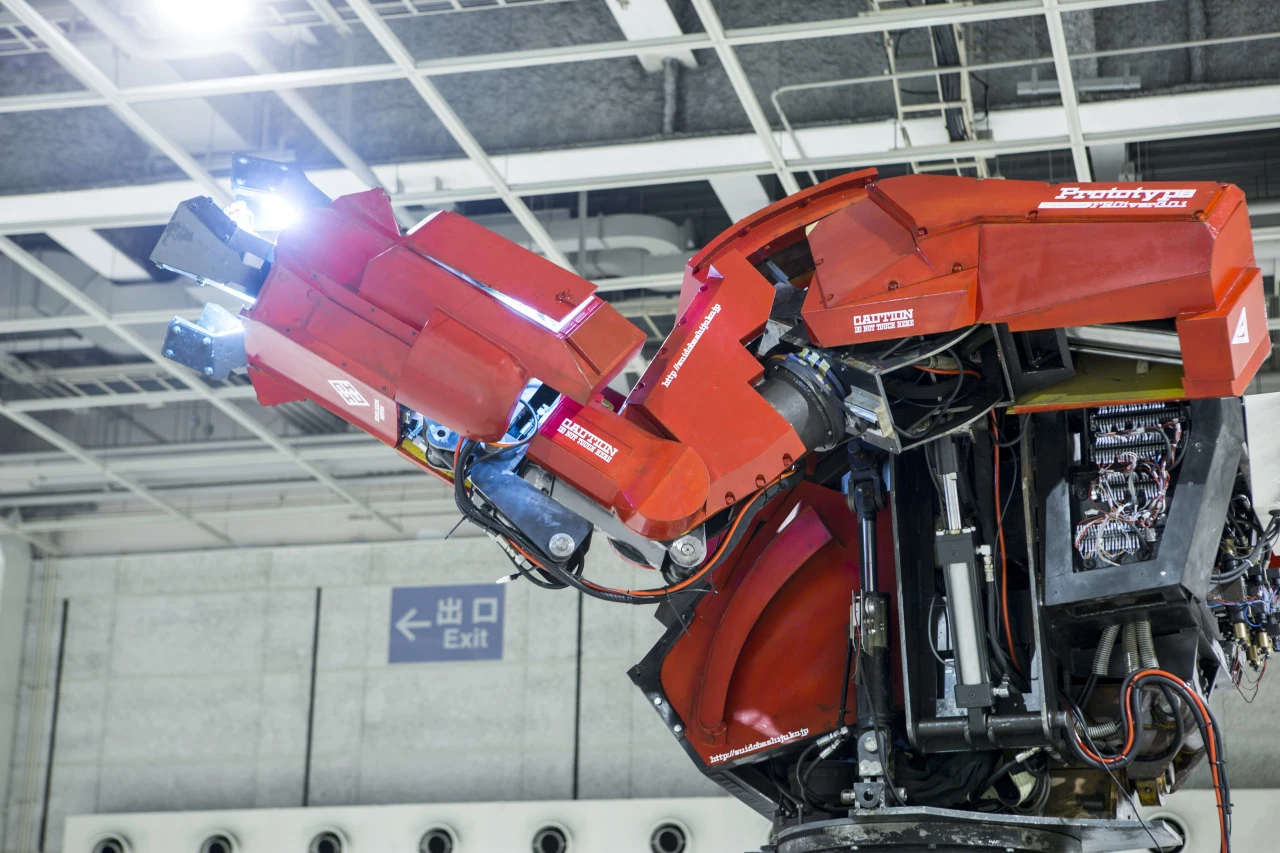 Kuratas: packs plenty of hydraulic muscle