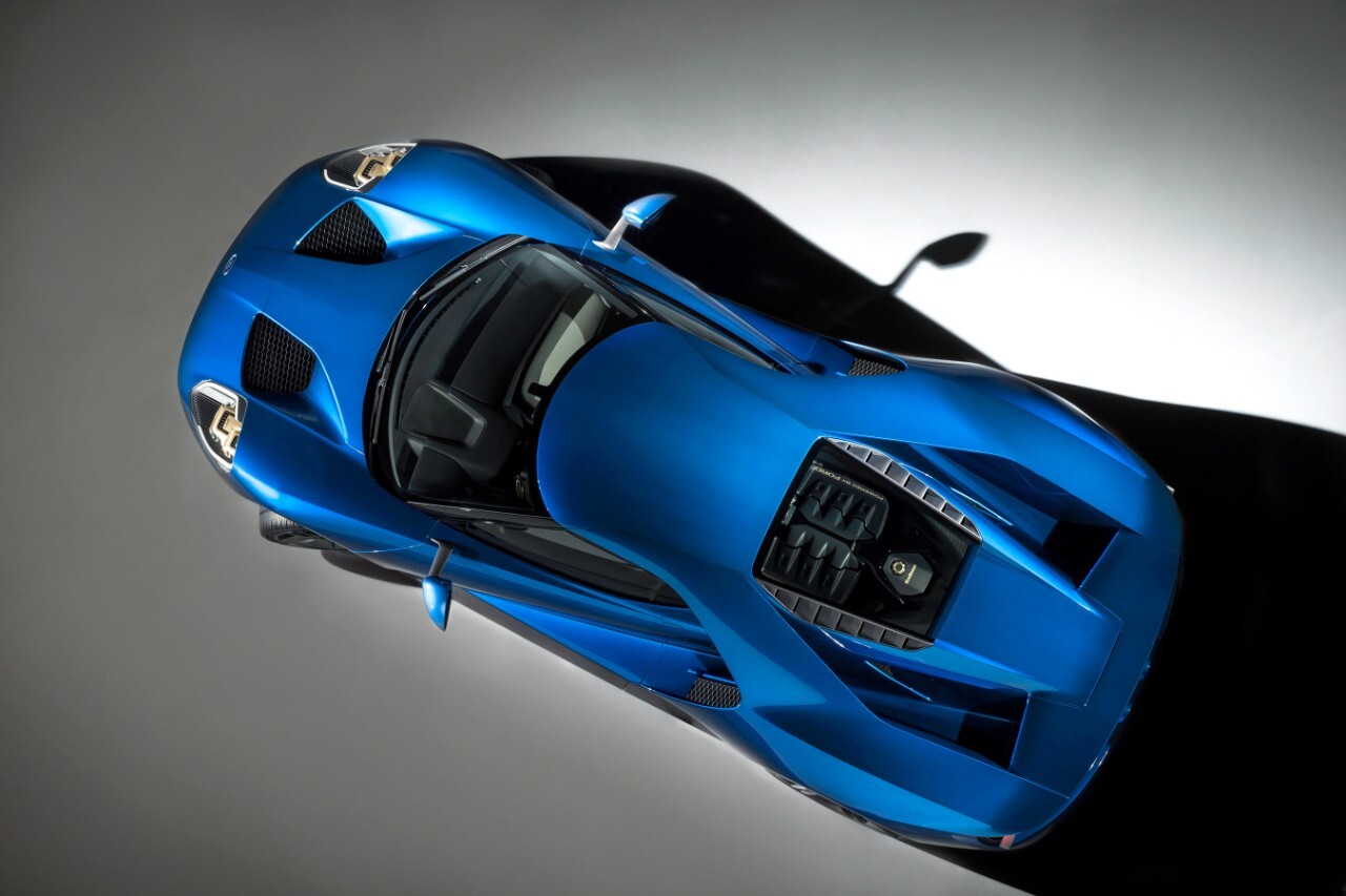 Replacing the Ford GT's windshield and rear engine cover glass with Gorilla Glass means about 12 lb (5.5 kg) of weight shaved from the vehicle
